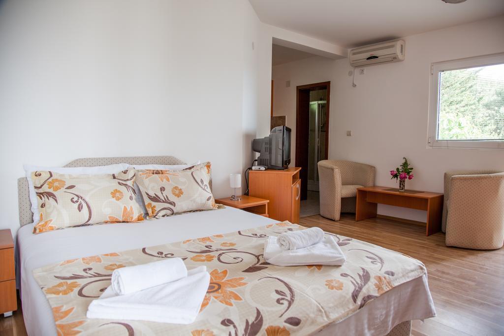 בודווה Panorama Apartments מראה חיצוני תמונה